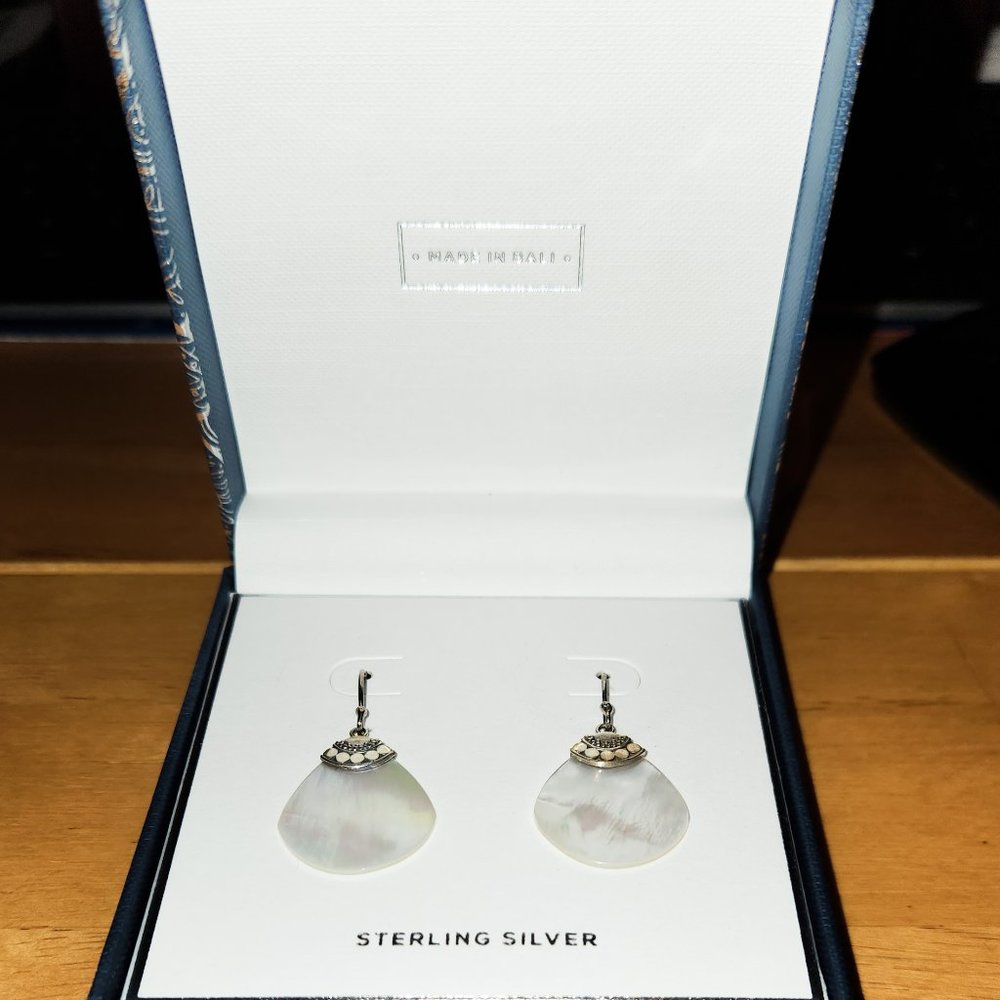 Annika Witt .925 Sterling Silver Small Mother of Pearl Earrings-Made in Bali NEW
